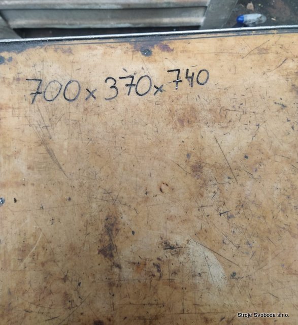 Pracovní stůl - ponk 700x370x740 (4 - Pracovni stul - ponk 700x370x740 (2).jpg)